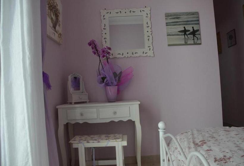 Quarto Estandar com Sacada, Il Grifo