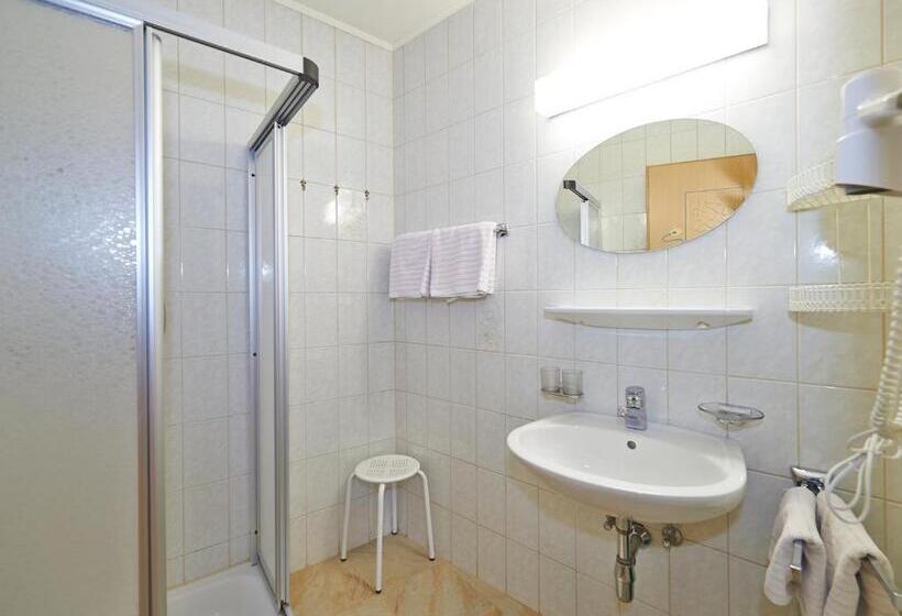 Apartamento 2 Dormitórios, Aparthotel Paradies   Schrempfgut