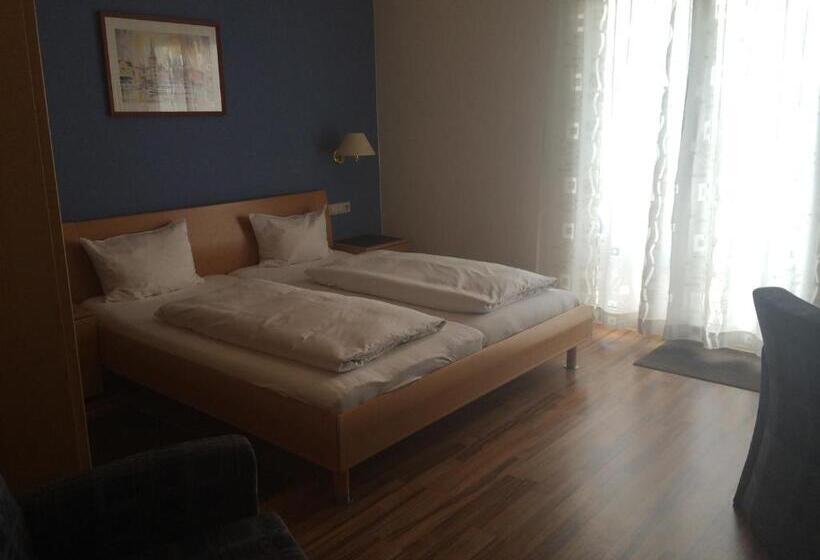 스탠다드 발코니 룸, Privatpension Eva