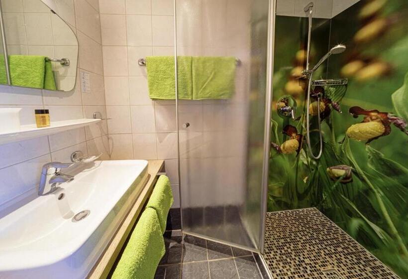 اتاق استاندارد با بالکن, Frühstückspension Gästehaus Zum Weissen Rössl