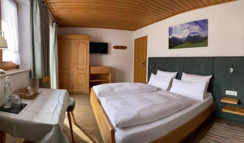 اتاق استاندارد با بالکن, Frühstückspension Gästehaus Zum Weissen Rössl