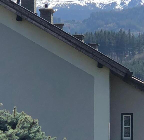 Семейный Номер, Frühstückspension Eichberger