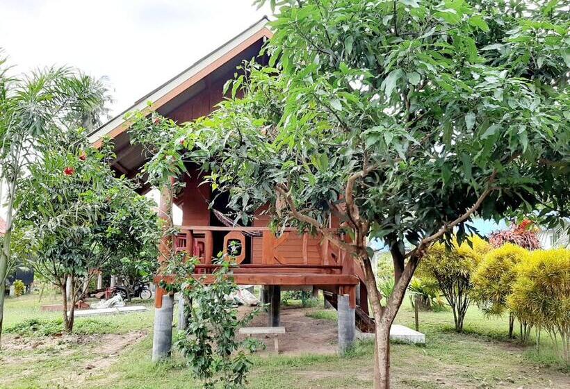 Бунгало Deluxe, Gardenhomeresortkohjum