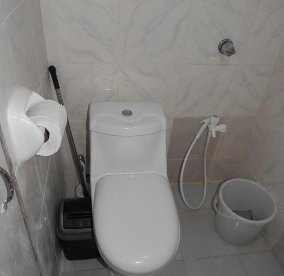 Quarto Economy, Domos Native Guest House