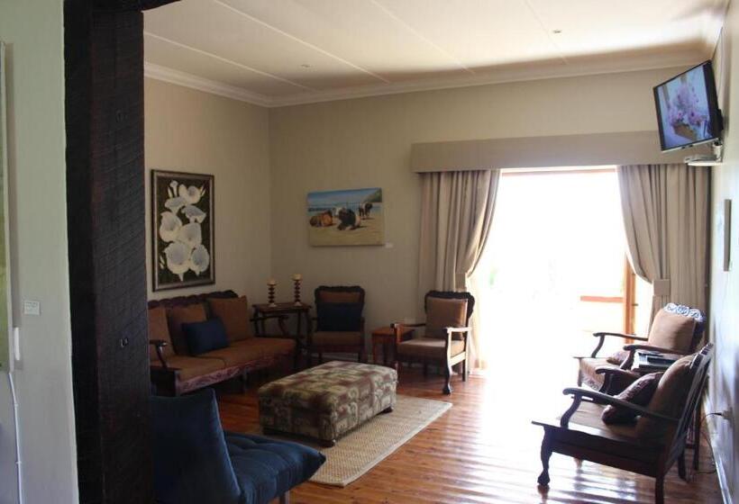 Четырехместный Номер Стандарт, Oranje Guest Farm