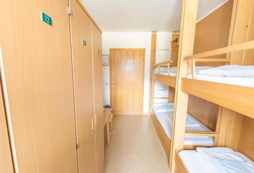 Номер Стандарт Четырехместный Совместный Санузел, Jugendgästehaus Ulrichsberg