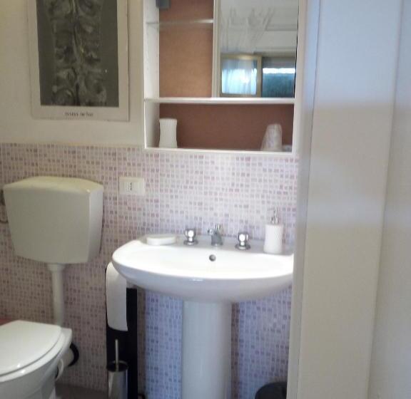 Quarto Triplo Estandar, Casa Tellina Lungomare Scogliera
