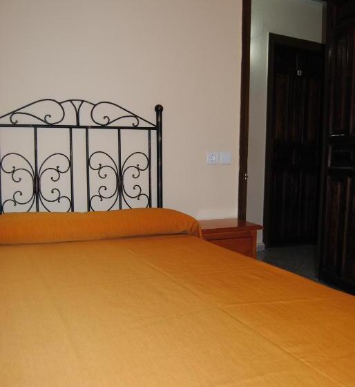 اتاق استاندارد یک تخته با سرویس بهداشتی مشترک, Hostal ávila