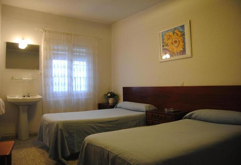 Номер Стандарт Совместная Ванная, Hostal ávila