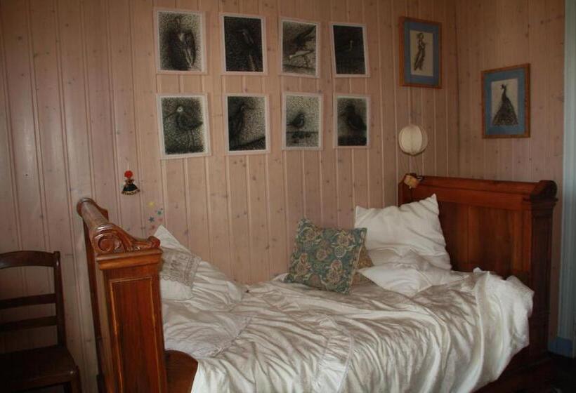اتاق لوکس یک تخته, La Maison Bleue