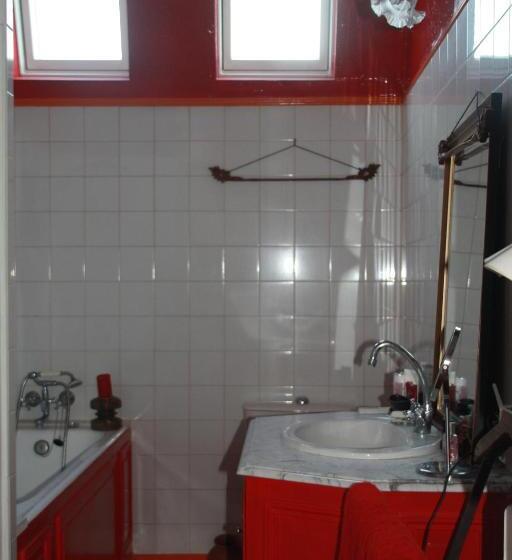اتاق استاندارد, La Maison Bleue