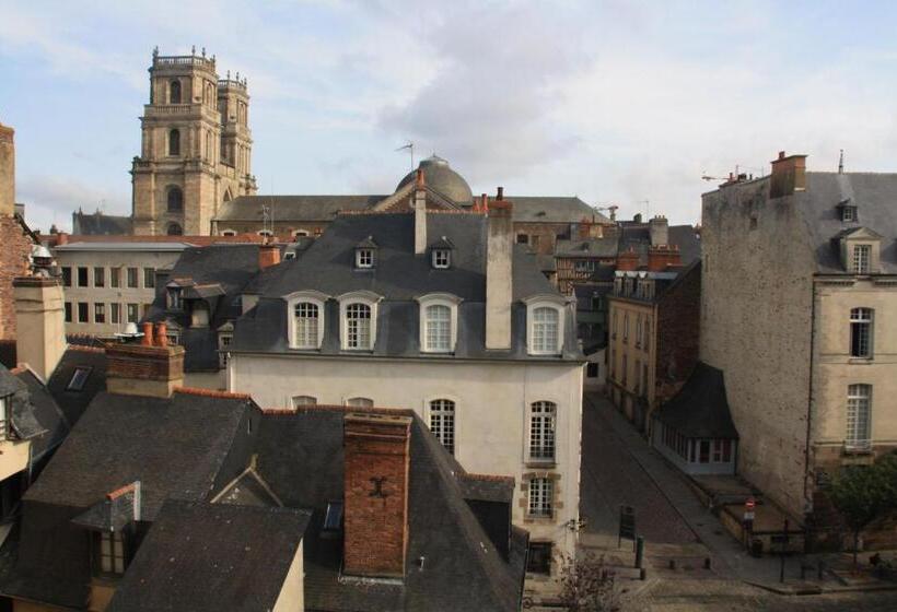 اتاق استاندارد, La Maison Bleue