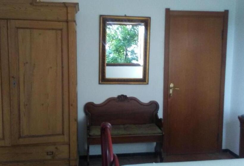 اتاق استاندارد, Il Capriolo