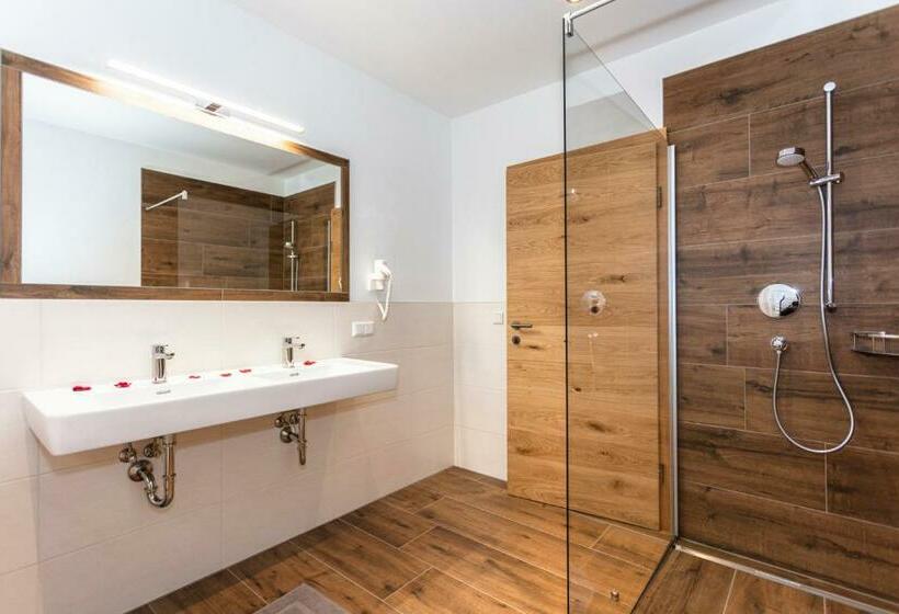 آپارتمان 3 خوابه, Landhotel Hinteraigengut