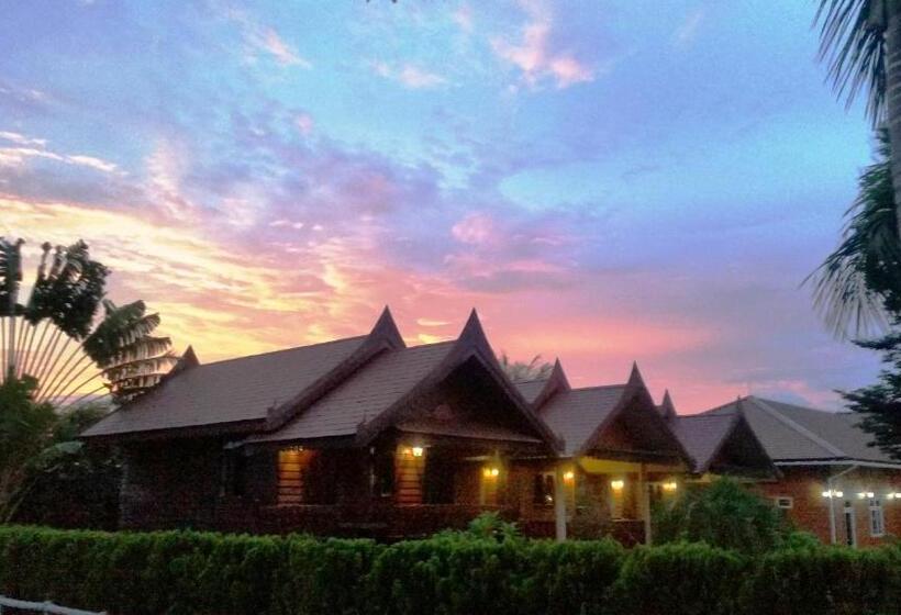 بانگلوی لوکس, Pongsin Resort