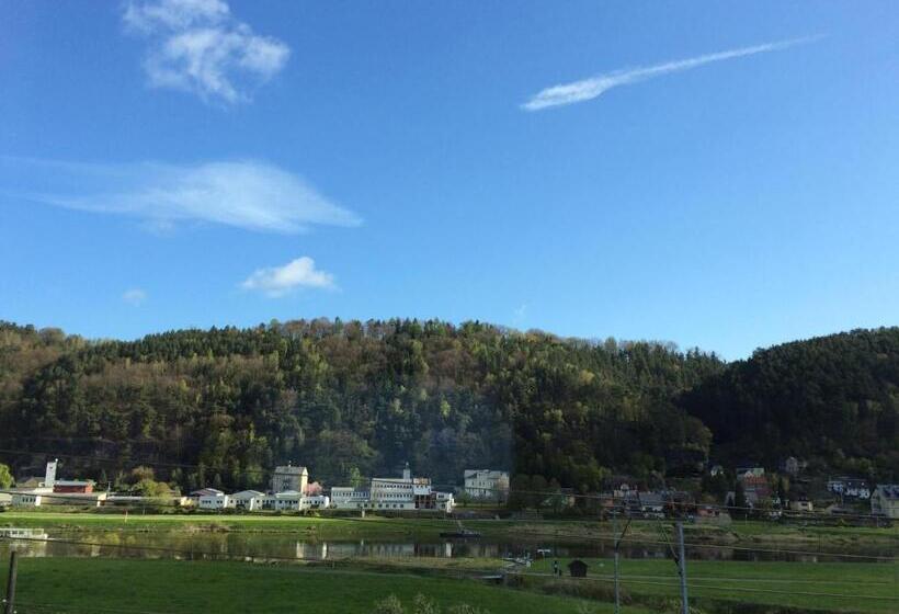 Апартаменты 1 Спальня с Балконом, Pension Hönel Hof Bad Schandau