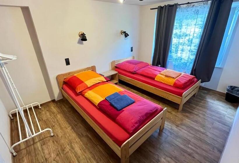 Дом 2 Спальни, Franky House Am Nürburgring