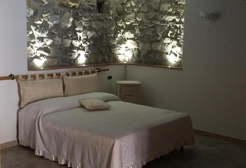 Номер Стандарт Трехместный, Foresteria La Ceriola