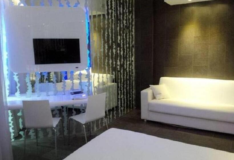 Полулюкс с Балконом, A Point Porto Ercole Resort & Spa