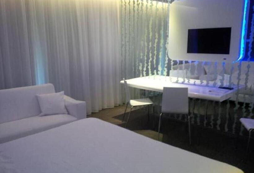Трехместный Номер Superior, A Point Porto Ercole Resort & Spa