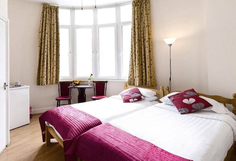 Номер Стандарт, City London