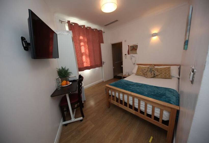 Номер Стандарт, City London