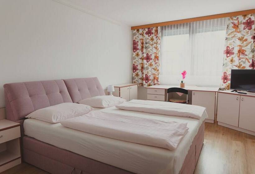 컴포트 룸, Sommerhotel Karwendel
