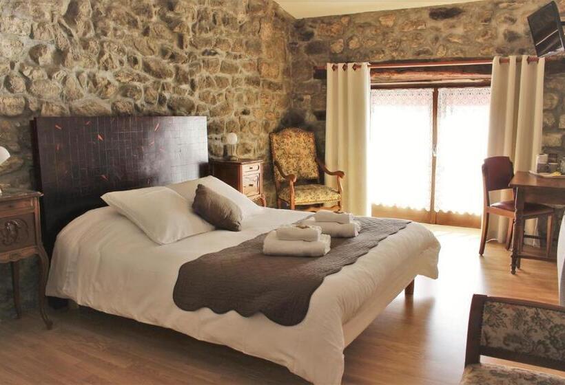Family Suite, L Auberge De Montpezat