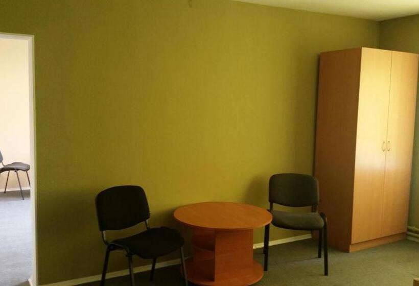 Economy Quadruple Room, The Bunker Hostel