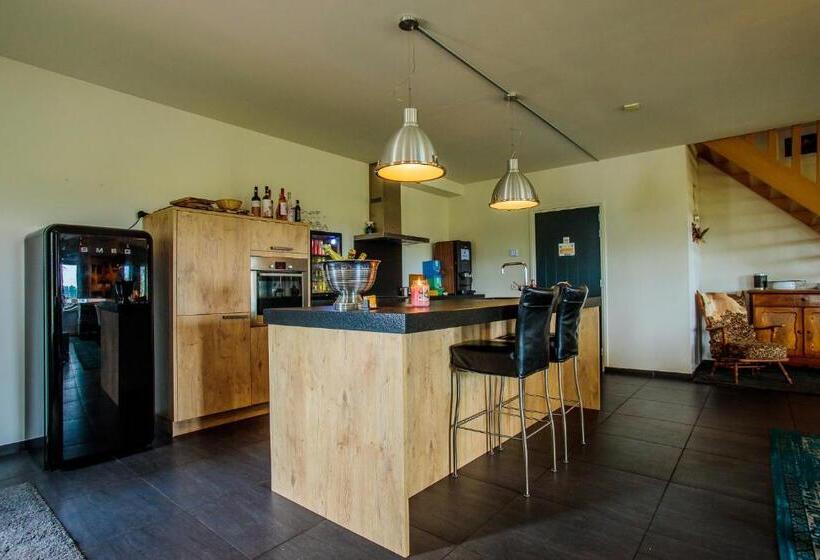 اتاق اکونومی با حمام مشترک, B&b/boertel De Meander