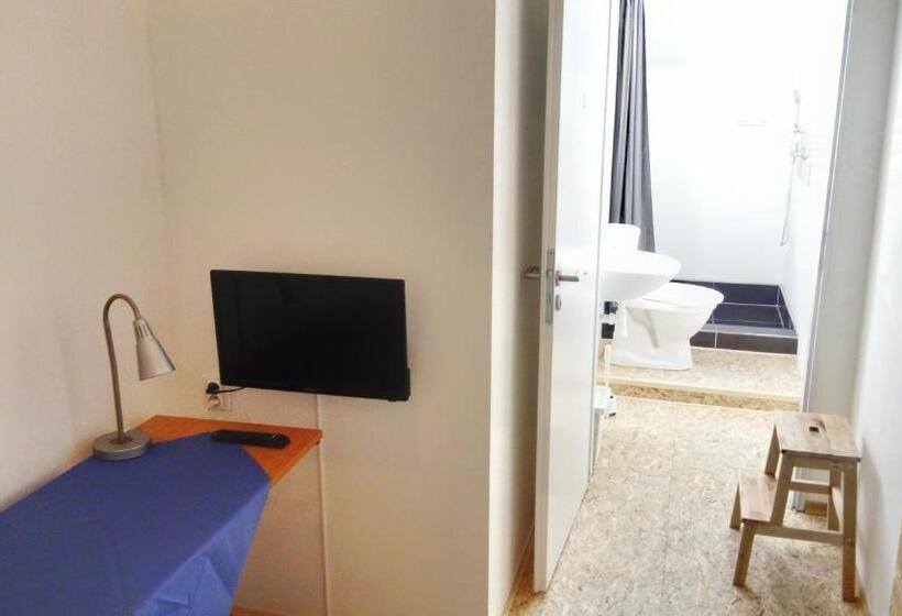 اتاق استاندارد یک نفره, Ubytování V Brně