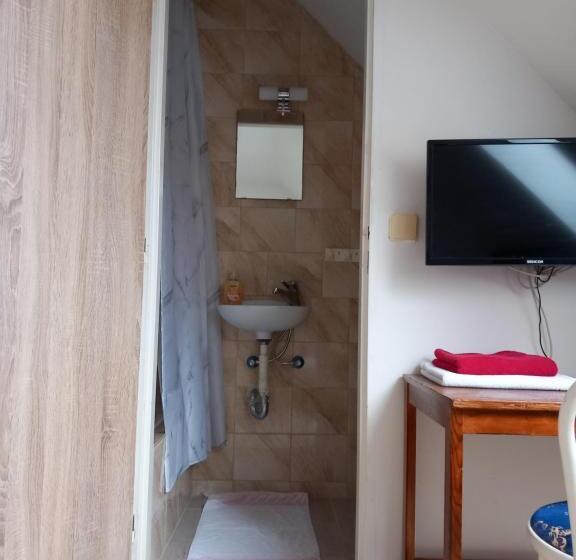 Номер Стандарт Индивидуальный, Apartmány Sedmikráska