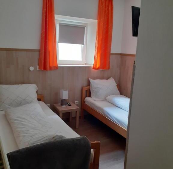 Апартаменты 2 Спальни, Zirnberg Appartements
