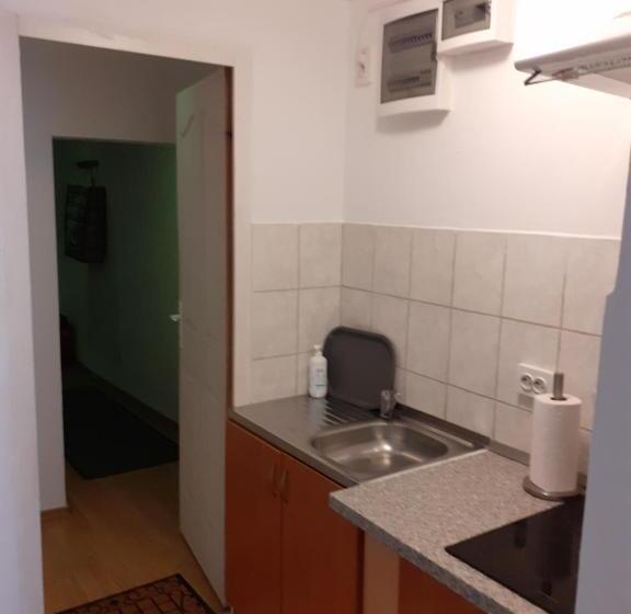 침실 1개 아파트, Zirnberg Appartements