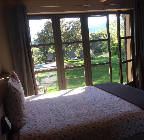 Семейный Номер, Une Sieste En Luberon