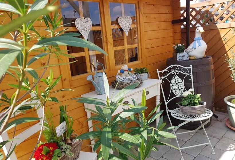 Апартаменты 1 Спальня с Балконом, Landhaus Julia