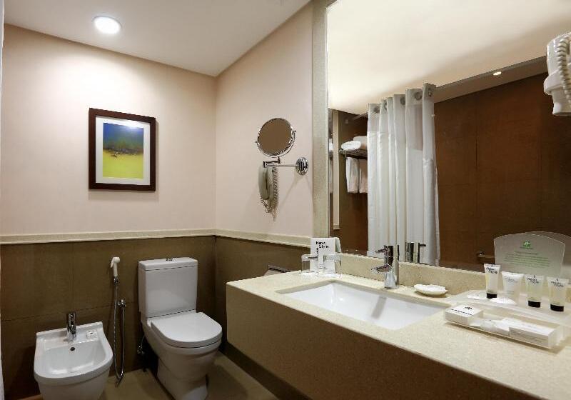 Люкс Кровать Кинг, Holiday Inn Express Hotel & Suites Texarkana East, An Ihg