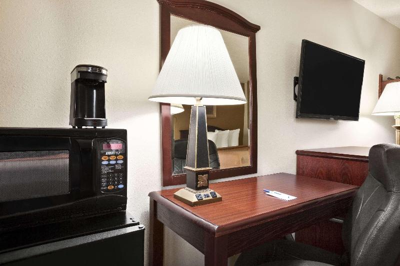 Номер Стандарт, Holiday Inn Express Hotel & Suites Texarkana East, An Ihg