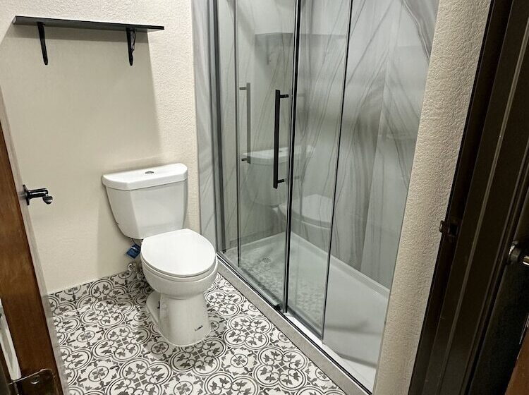 Habitació Estàndard 2 Llits Matrimoni, Days Inn By Wyndham Arlington