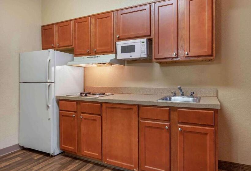 Люкс 2 Спальни, Extended Stay America Suites  Dallas  Frankford Road
