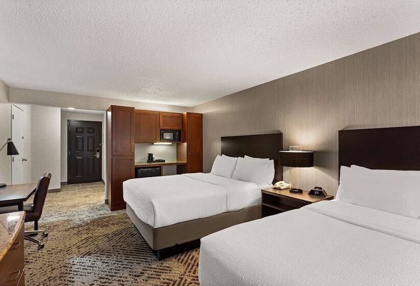 غرفه قياسيه سريرين مزدوجين, The Clover Hotel, Ascend Hotel Collection
