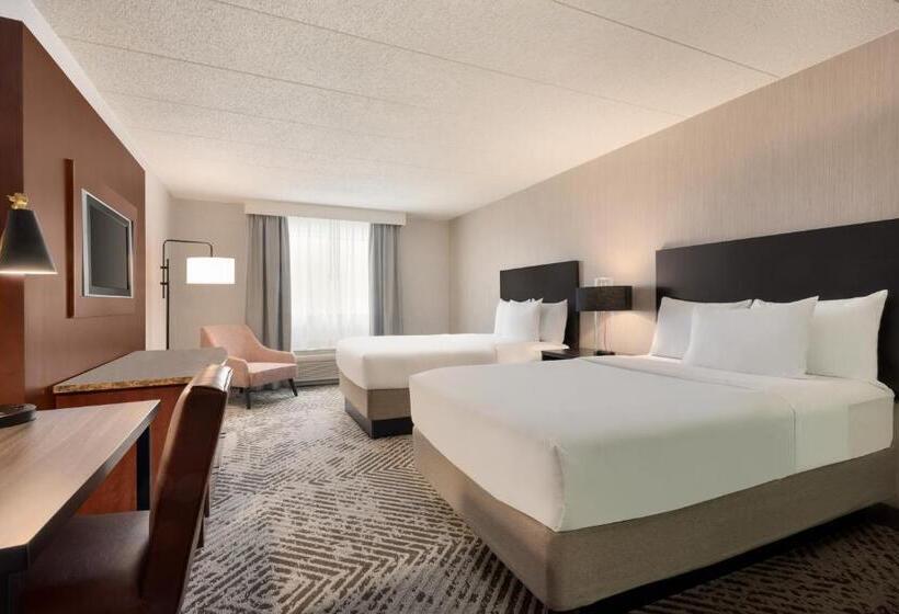 غرفه قياسيه سريرين مزدوجين, The Clover Hotel, Ascend Hotel Collection