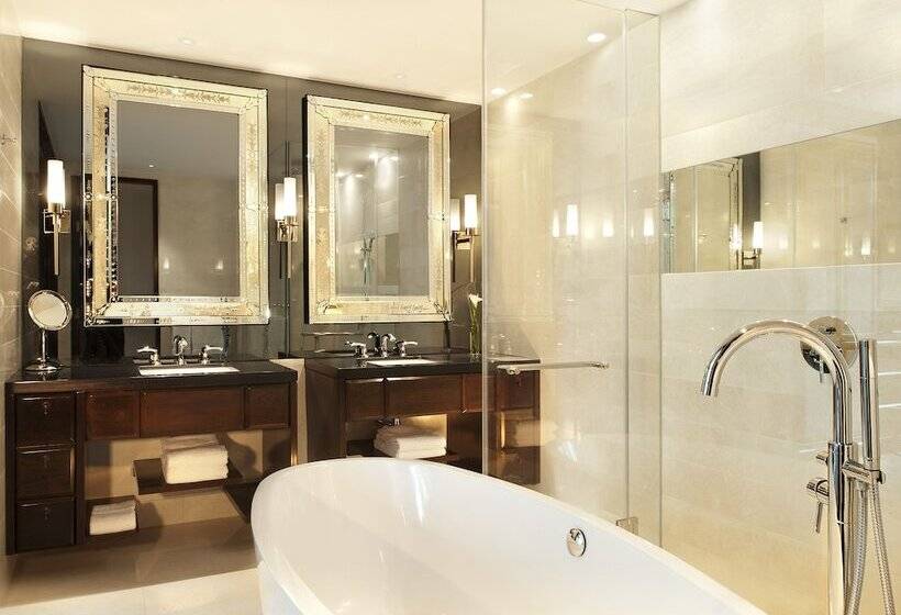 سوئیت 2 خوابه, The St. Regis Bangkok