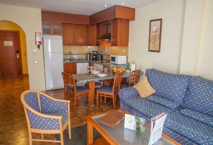 Апартаменты 2 Спальни, Sunset Harbour Club