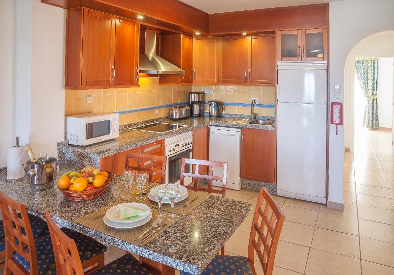 Апартаменты 2 Спальни, Sunset Harbour Club