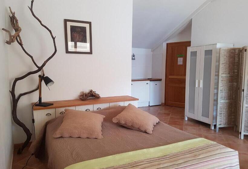 Семейный Номер Вид на Море, Hostellerie Provencale