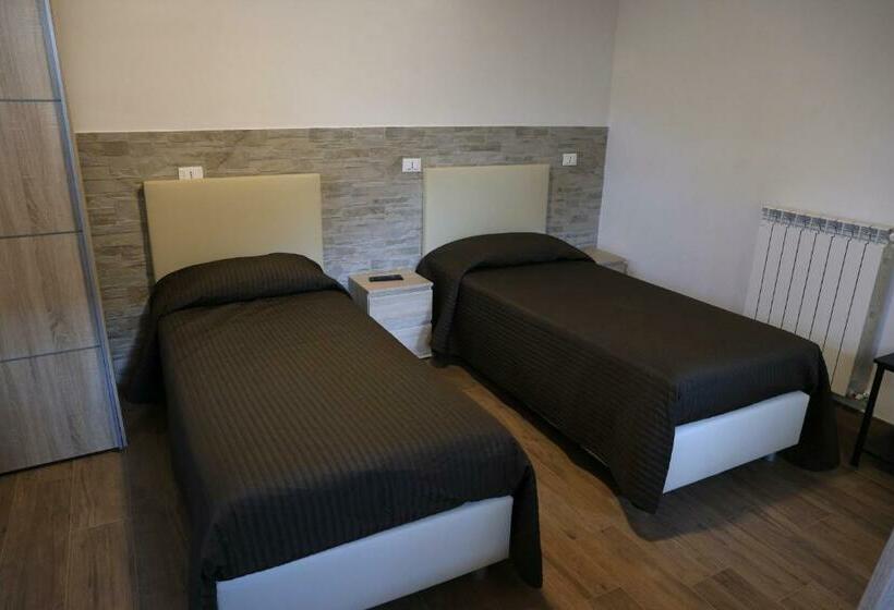 Семейный Номер Вид на Сад, Agriturismo Il Casale Pica