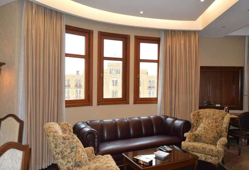 سوییت لوکس, Etoile Suites Boutique Hotel Down Town
