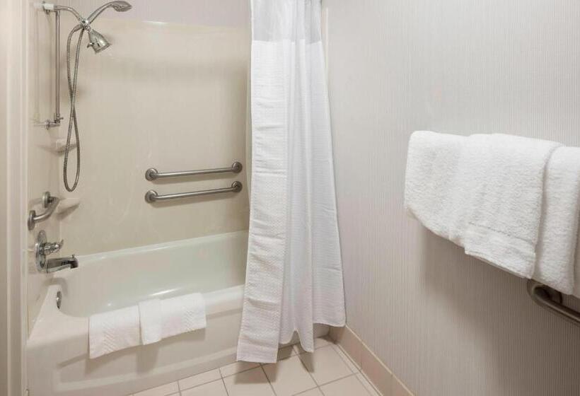 اتاق استاندارد, Courtyard By Marriott Wichita East