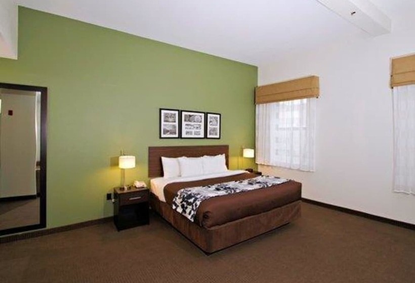 スイート, Sleep Inn And Suites Downtown Inner Harbor